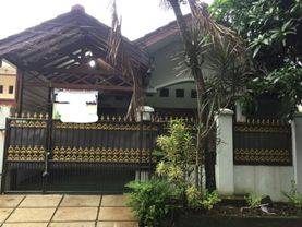 Properti dijual: rumah cantik murah cornelia residence graha raya bintarp alam sutera - Watty Property